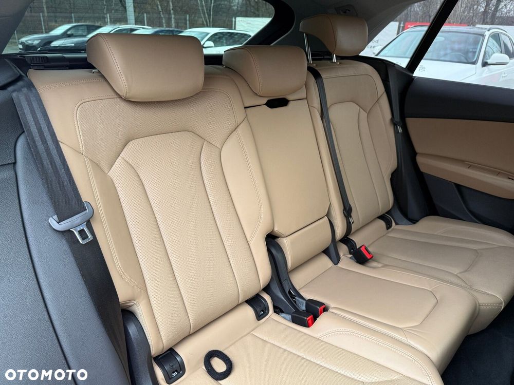 Audi Q8 - 14