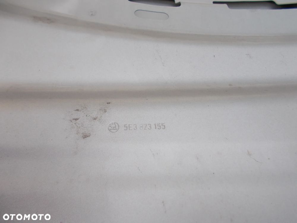 SKODA OCTAVIA 4 IV MASKA POKRYWA SILNIKA 5E3 - 4