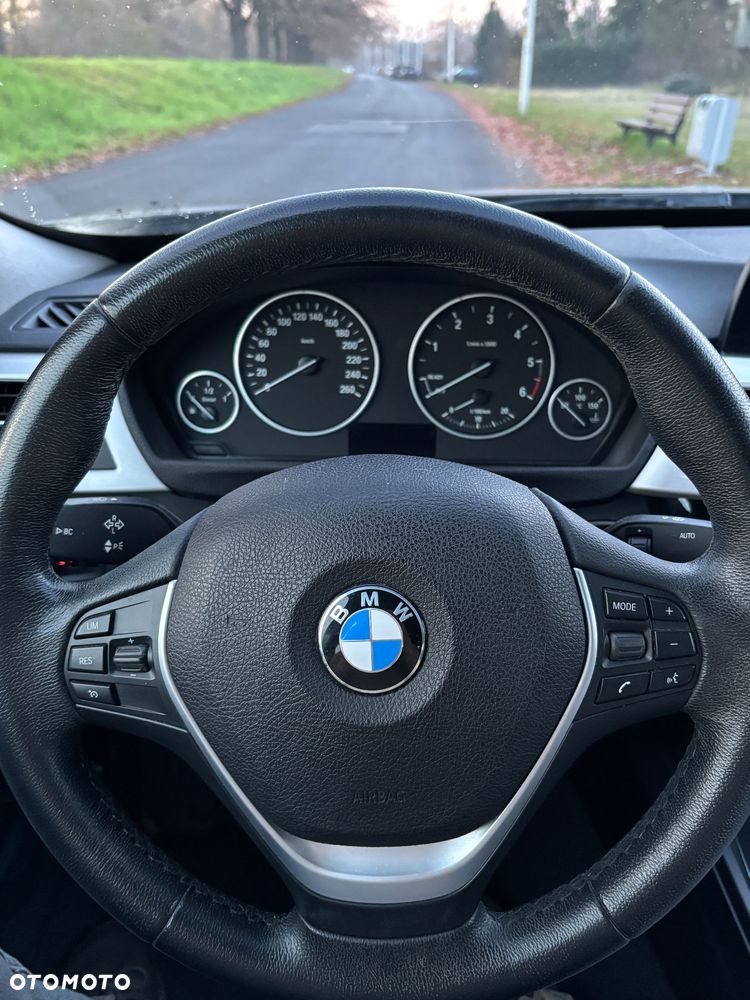 BMW 3GT 320d xDrive - 12