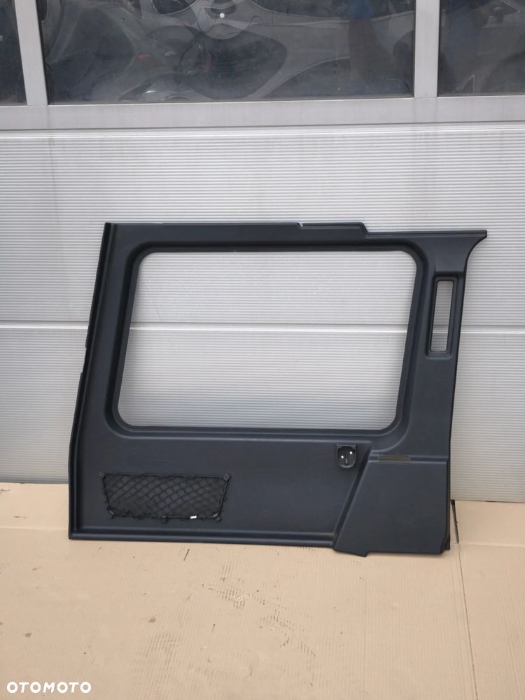 Boczek lewy tył Mercedes G-klasa w463 a4636900726 bagażnika - 1