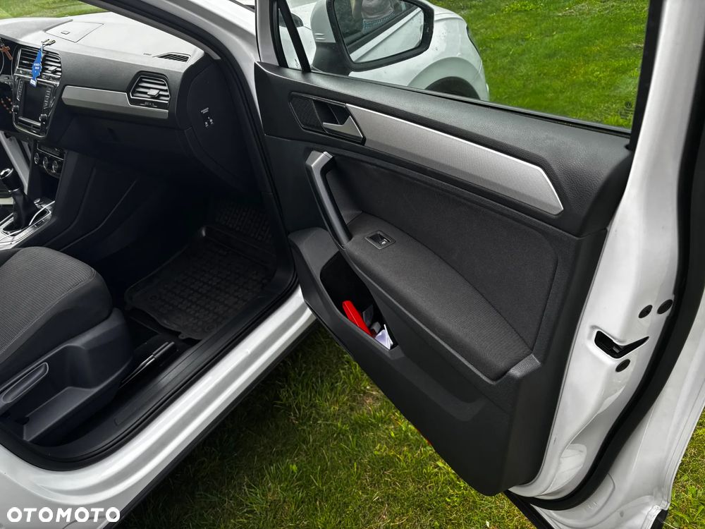 Volkswagen Tiguan 2.0 TDI BMT SCR Comfortline - 11