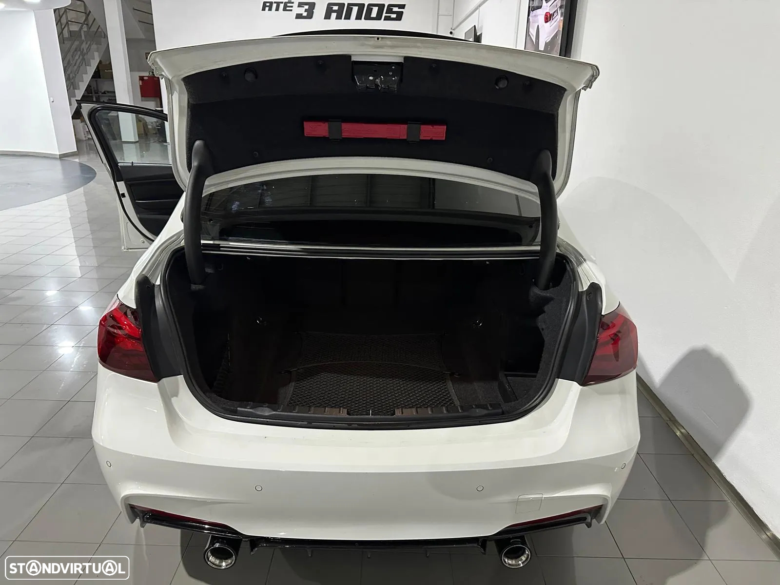 BMW 320 d Pack M - 44