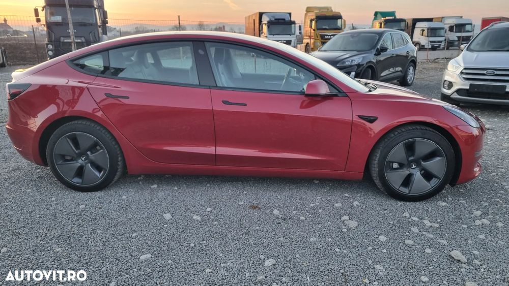 Tesla Model 3 Langstreckenbatterie Allradantrieb Dual Motor - 18