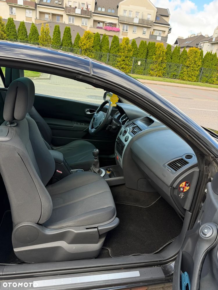 Renault Megane 1.9 dCi Privilege - 11