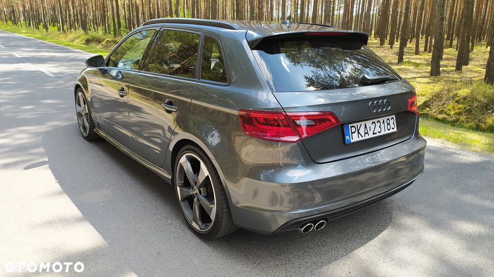 Audi A3 Sportback 2.0 TDI S tronic S line Sportpaket - 2