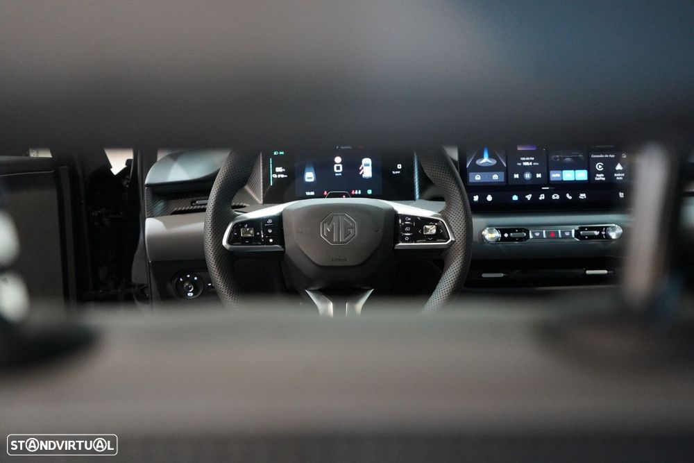 MG MG4 64 kWh Luxury - 41