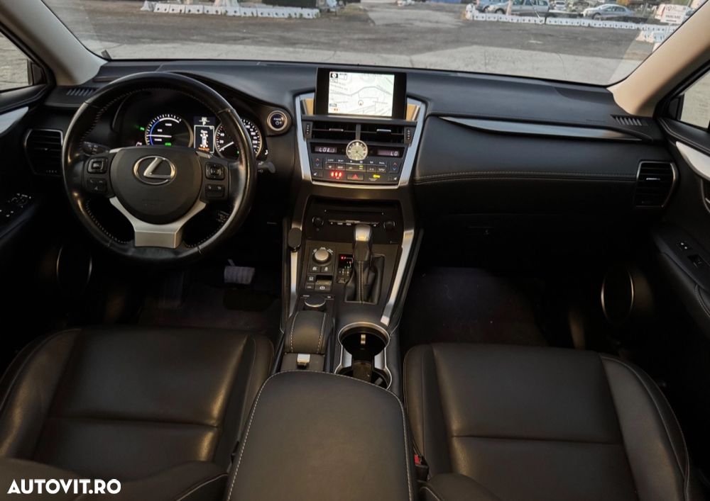 Lexus Seria NX - 3