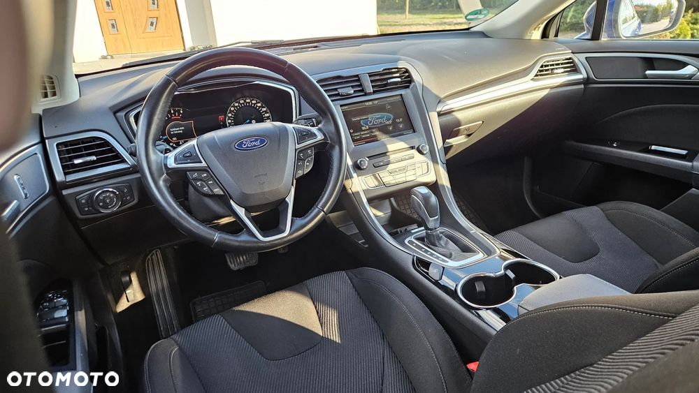 Ford Mondeo - 12