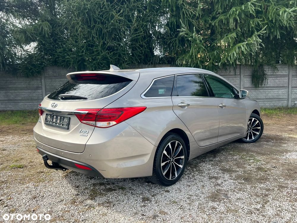 Hyundai i40 Kombi 1.7 CRDi Style - 11