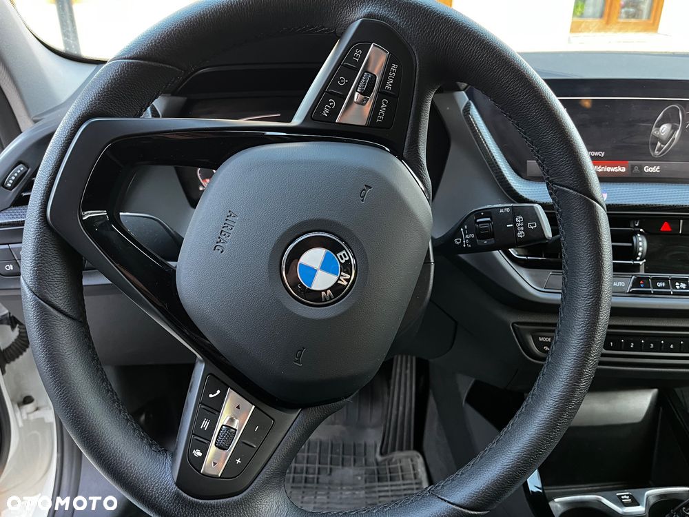 BMW Seria 1 118i - 20