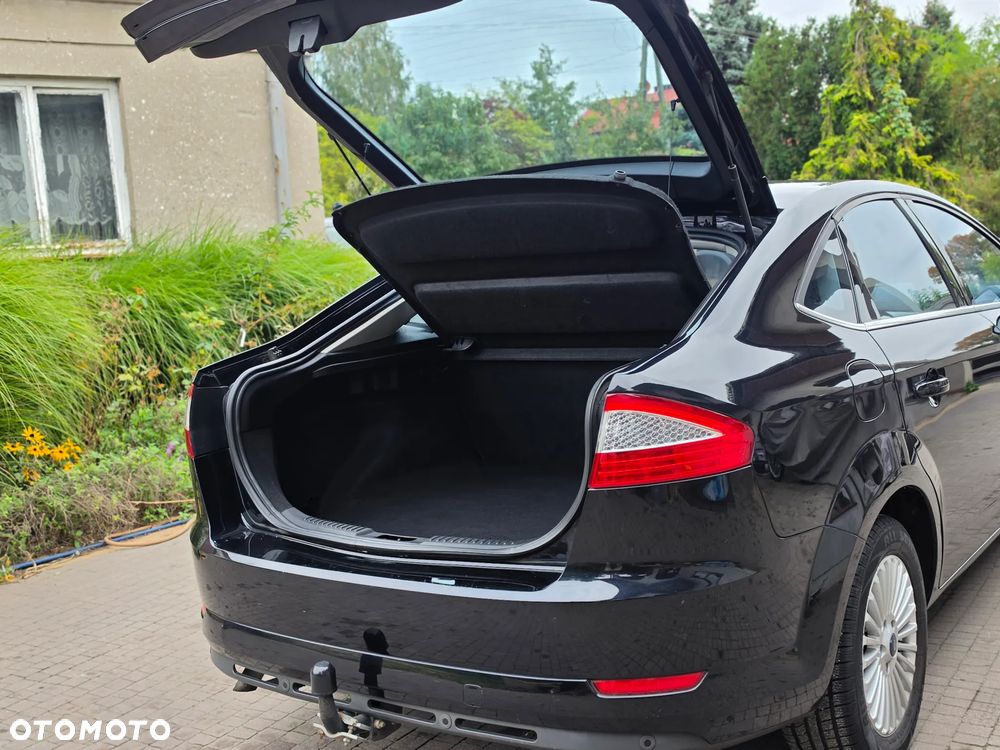 Ford Mondeo - 12