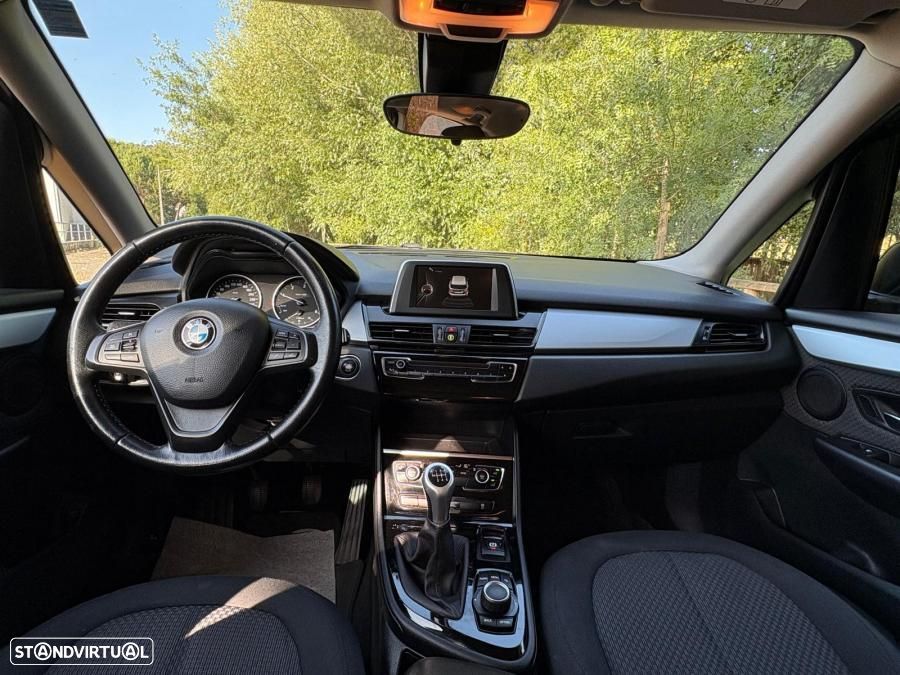 BMW 216 Active Tourer d Line Sport - 17