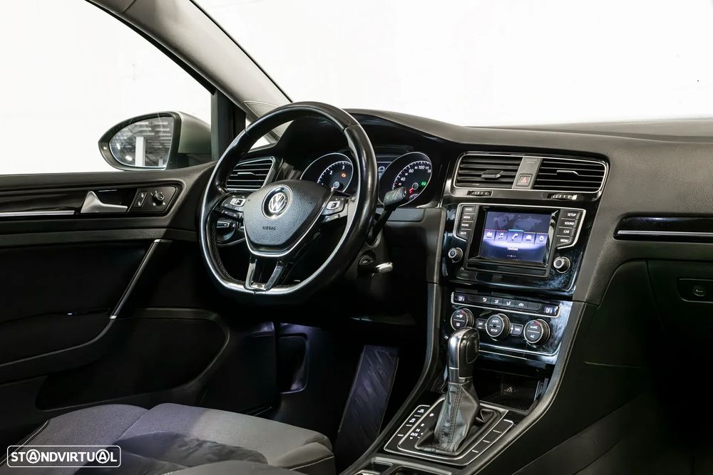 VW Golf 2.0 BlueTDI DSG Highline - 10