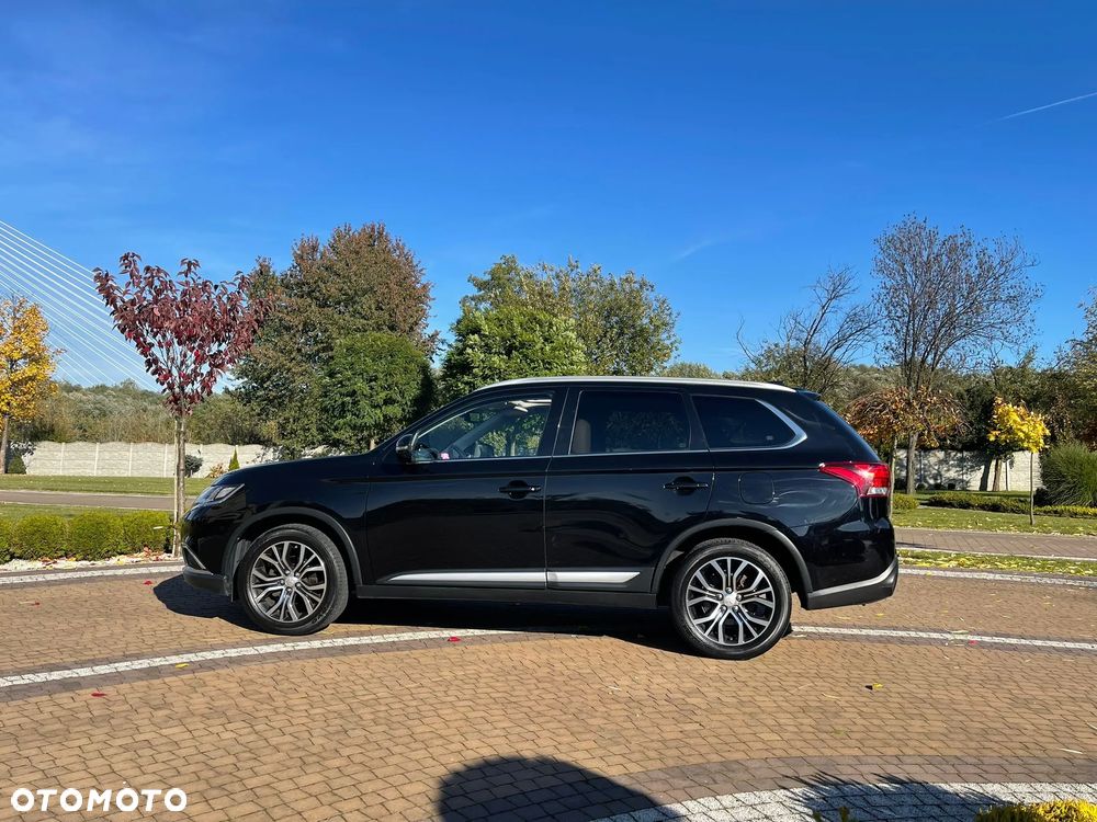 Mitsubishi Outlander - 17