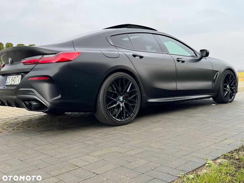 BMW Seria 8 - 5
