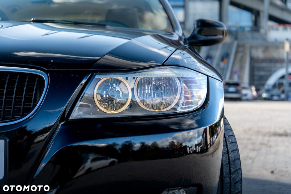 BMW Seria 3 316i - 9