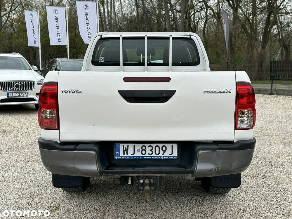 Toyota Hilux 2.4 D-4D Double Cab DLX 4x4 - 6