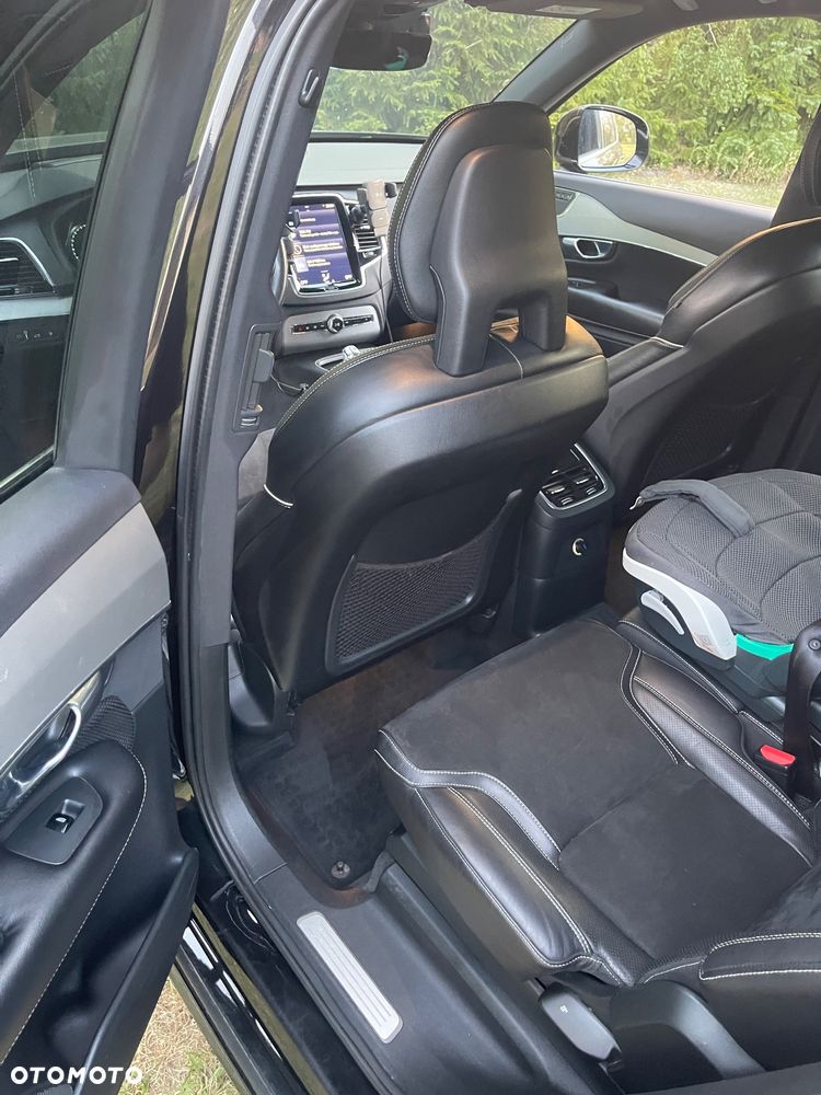 Volvo XC 90 T8 AWD Plug-In Hybrid R-Design 7os - 12