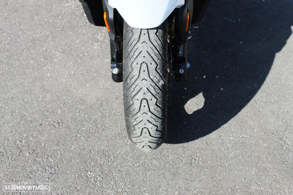 BMW C 400 GT Abs - 27