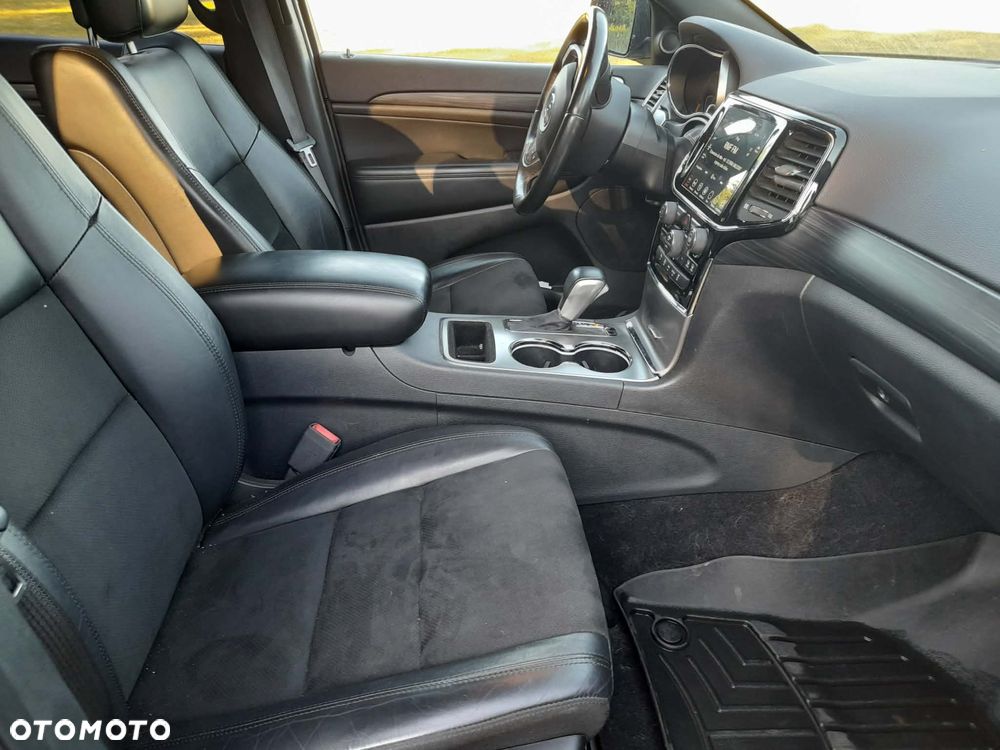 Jeep Grand Cherokee - 2