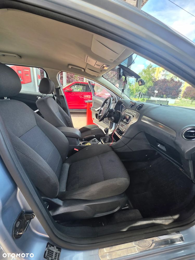 Ford Mondeo 2.0 TDCi Ambiente - 5