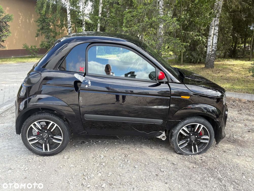 Microcar DUE - 3