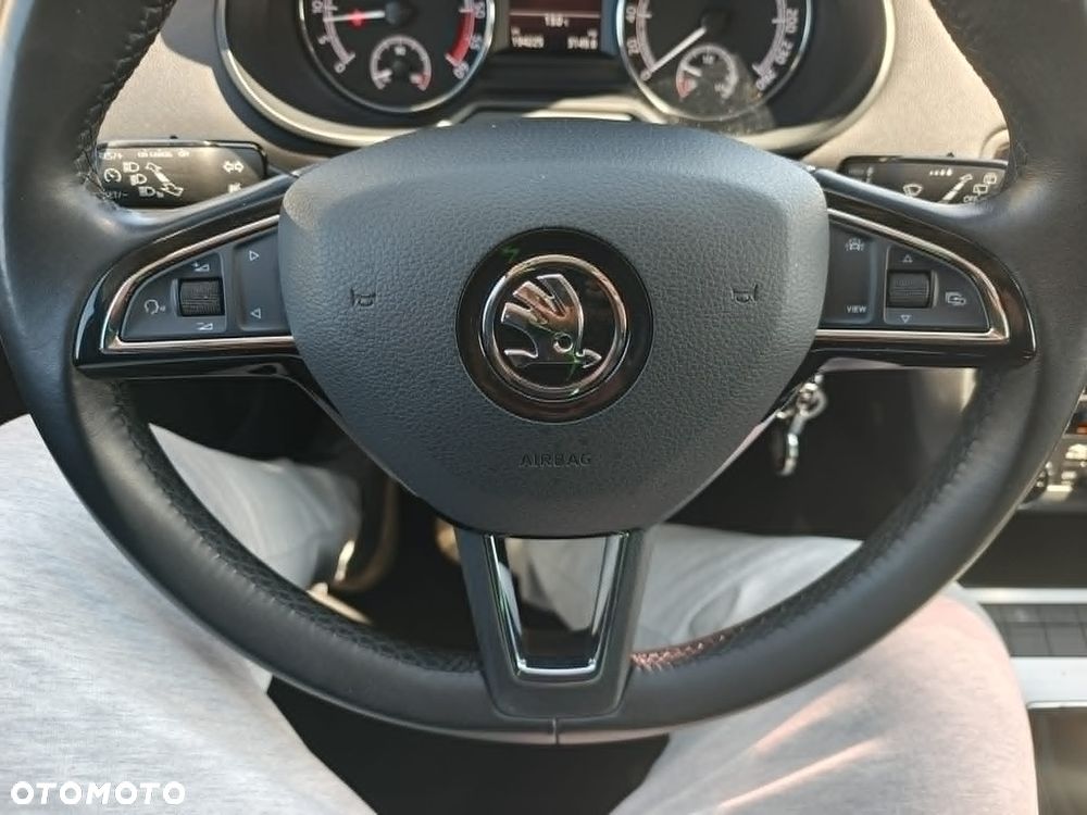 Skoda Octavia 2.0 TDI DSG Style - 16