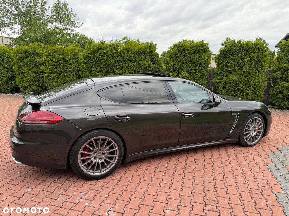 Porsche Panamera Turbo Executive - 5