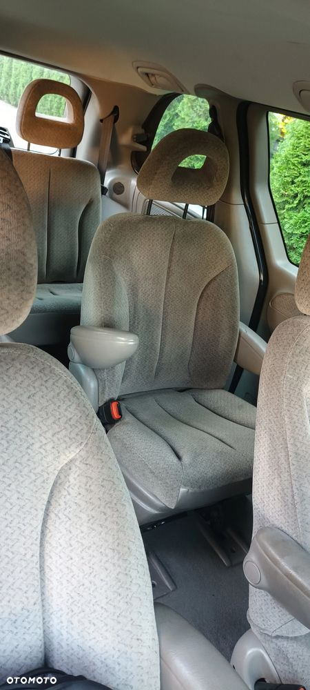Chrysler Voyager - 4