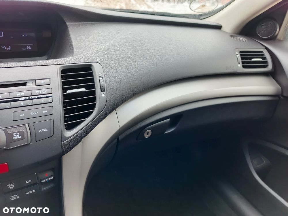 Honda Accord 2.2d Elegance - 19