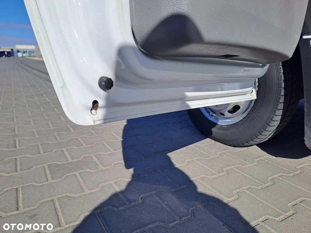Mercedes-Benz Sprinter 519 CDI 3.0 V6 190KM - 21