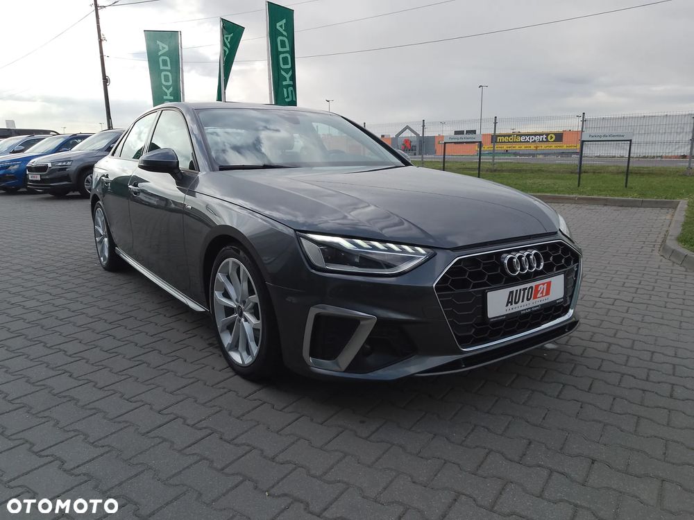 Audi A4 Limousine 35 TFSI mHEV S Line S tronic - 3