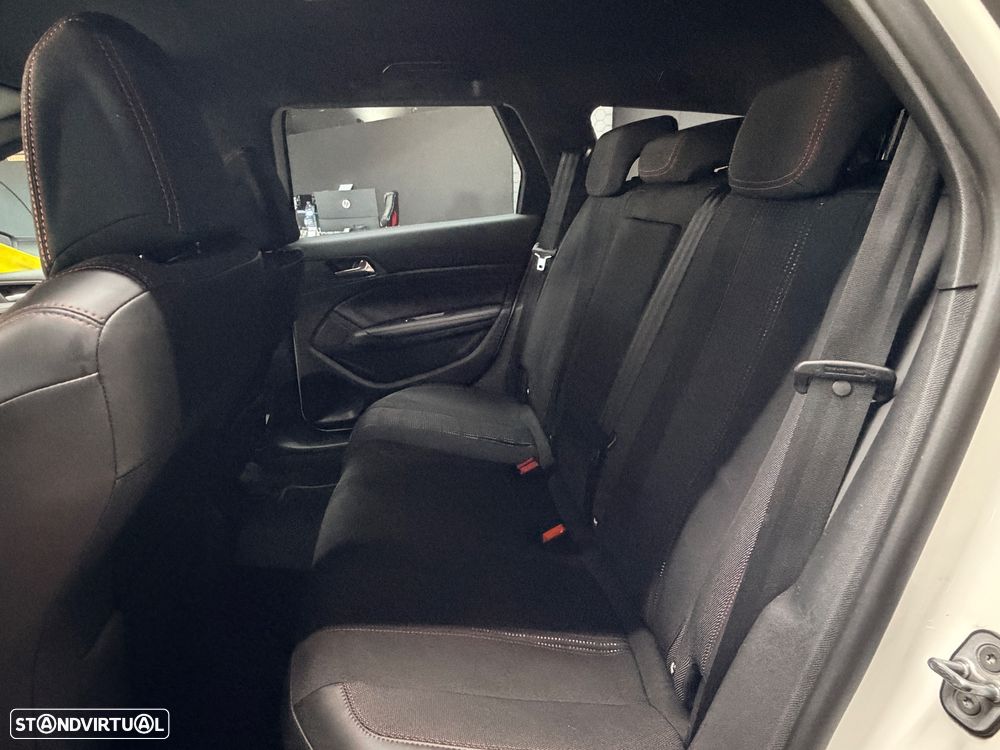 Peugeot 308 SW 2.0 BlueHDi GT Line EAT6 - 23