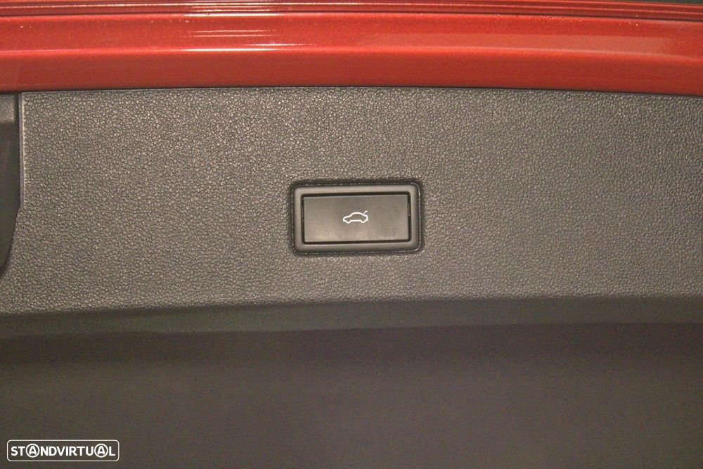 VW T-Roc 2.0 TDI R-Line DSG - 23