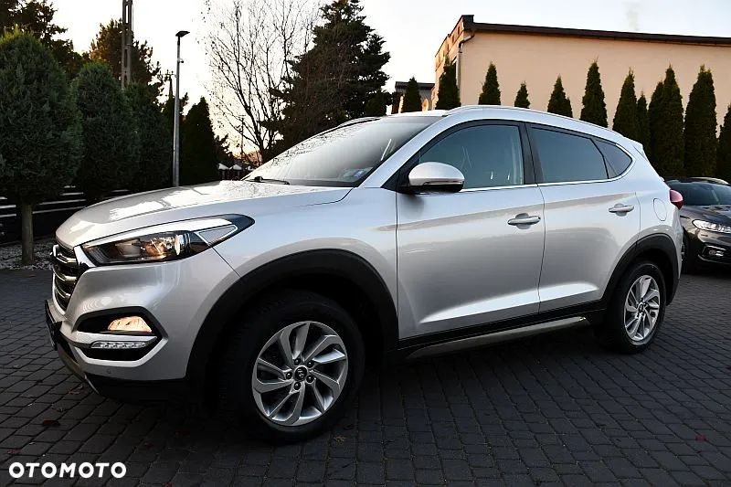 Hyundai Tucson 1.6 GDI BlueDrive Style 2WD - 38