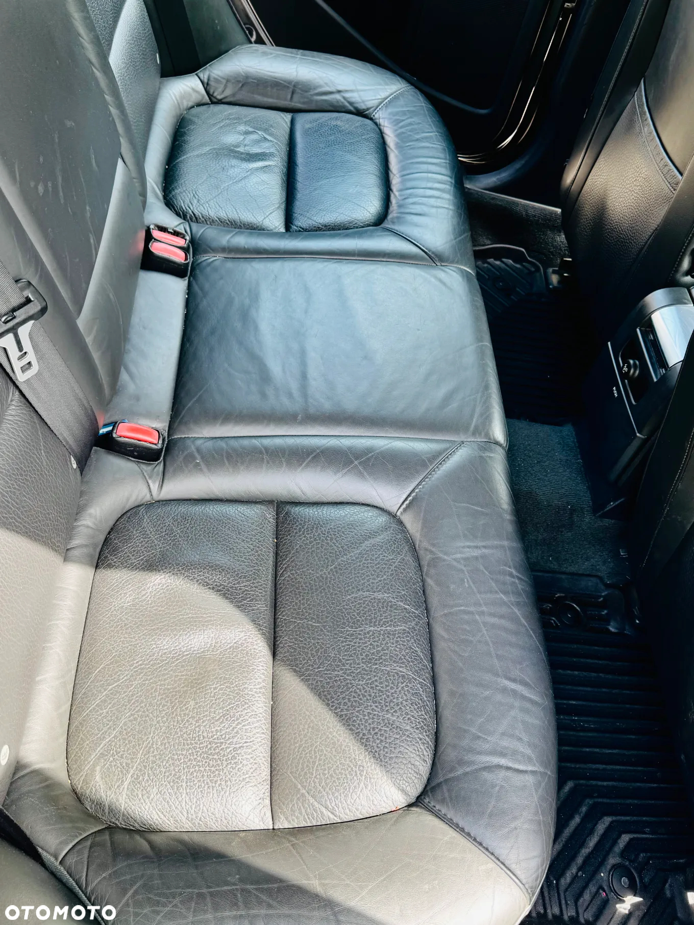 Volvo V70 D5 Momentum - 12