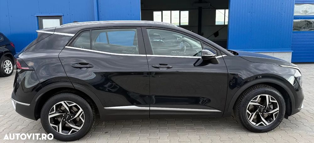 Kia Sportage 1.6 CRDI AWD Eco-Dynamics+ (48V M-H) DCT Vision - 9