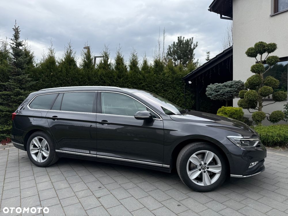 Volkswagen Passat - 2
