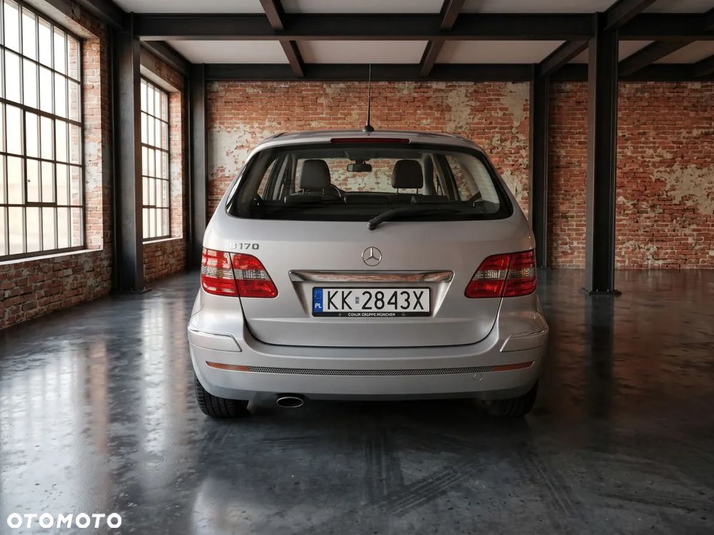 Mercedes-Benz Klasa B 180 BlueEFFICIENCY SPORT EDITION - 7