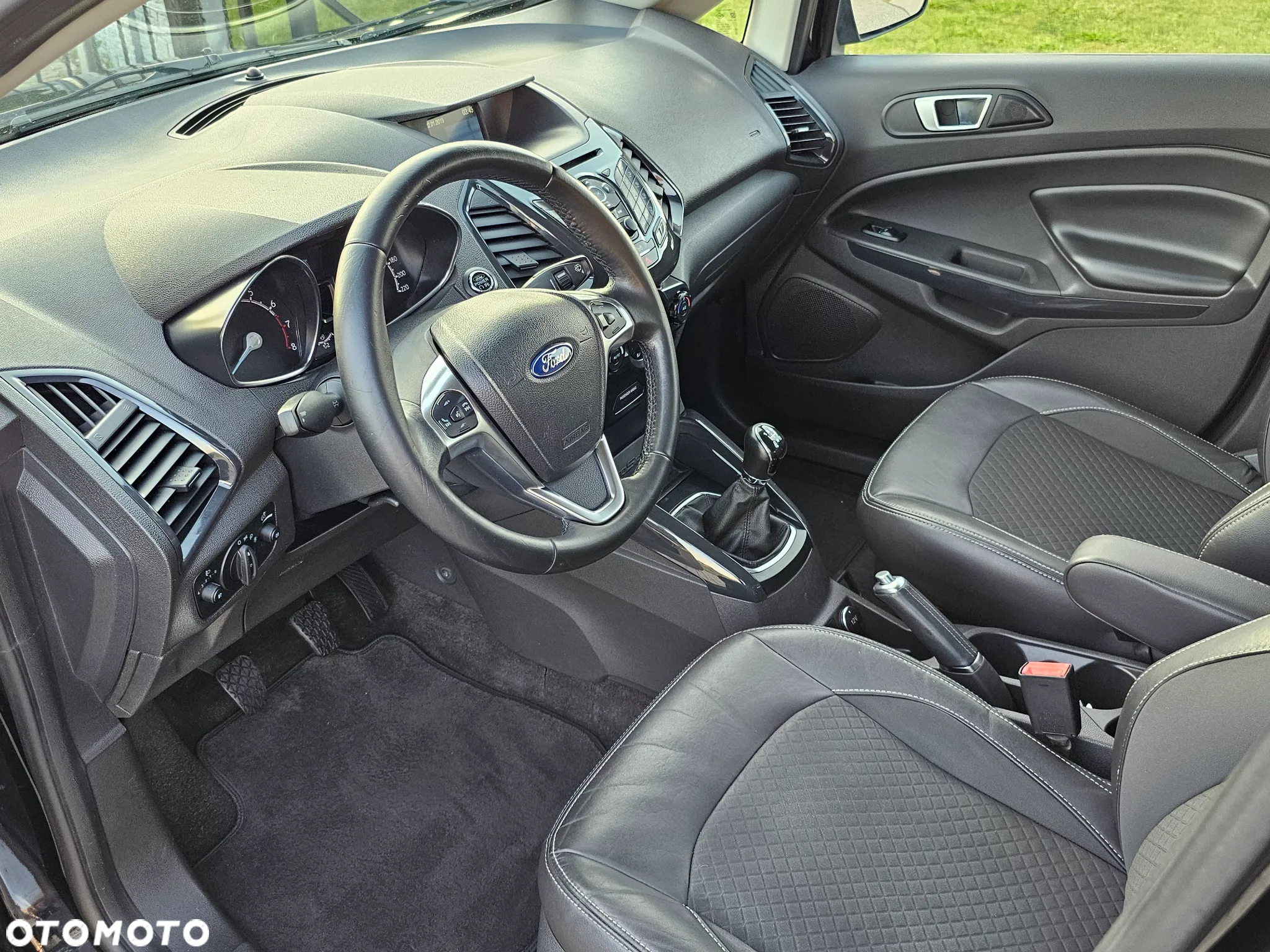 Ford EcoSport 1.0 EcoBoost TITANIUM - 10