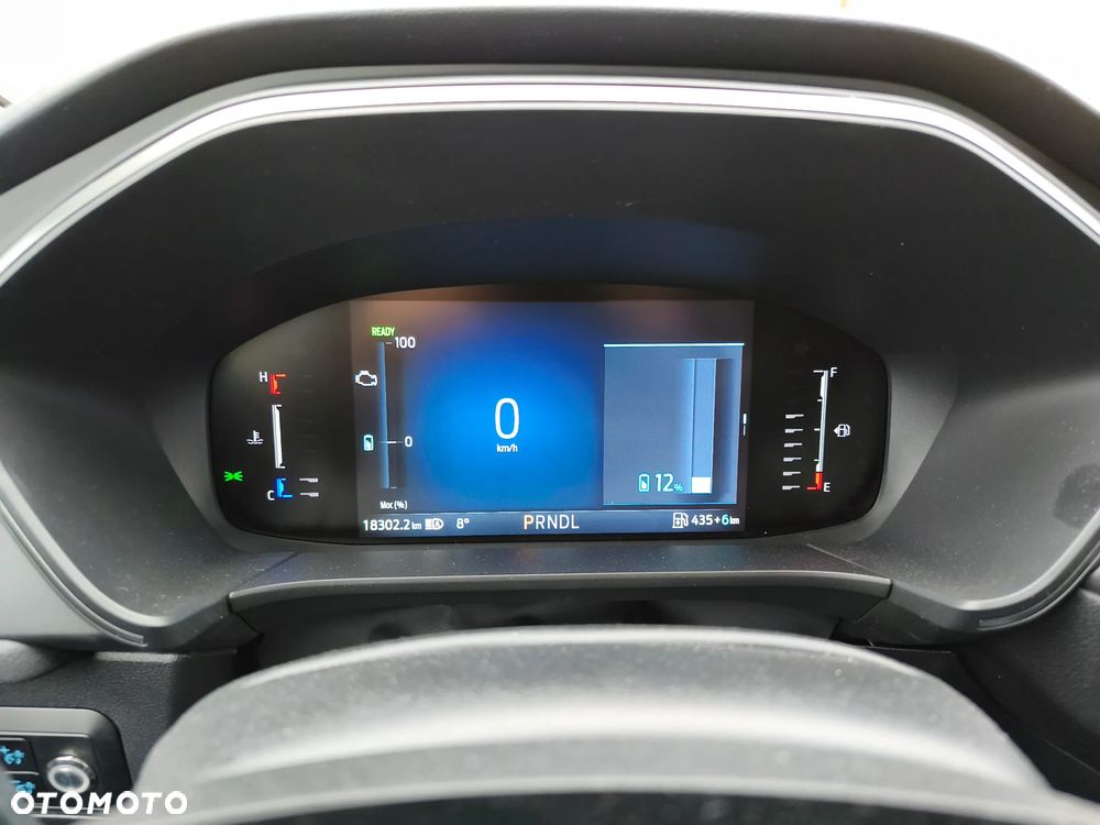 Ford Kuga - 27