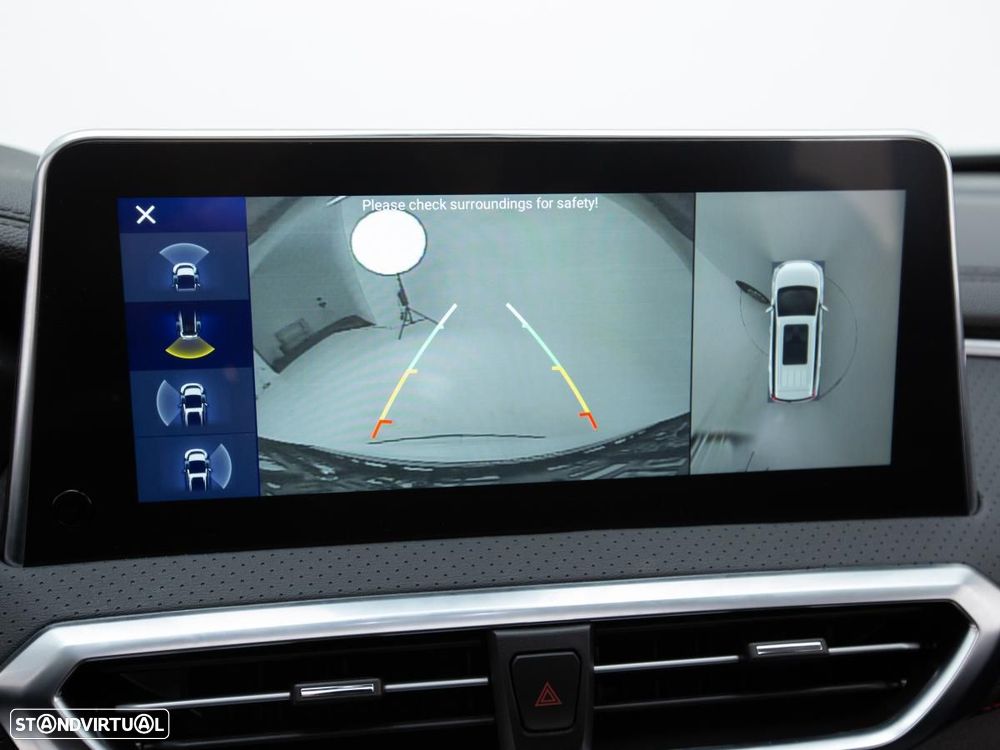 Maxus Euniq 5 - 32