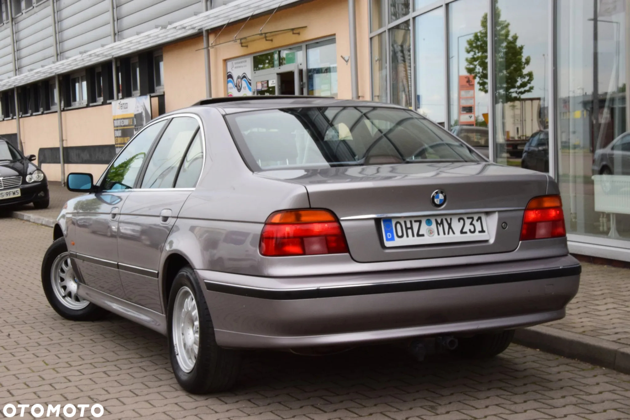 BMW Seria 5 523i - 21