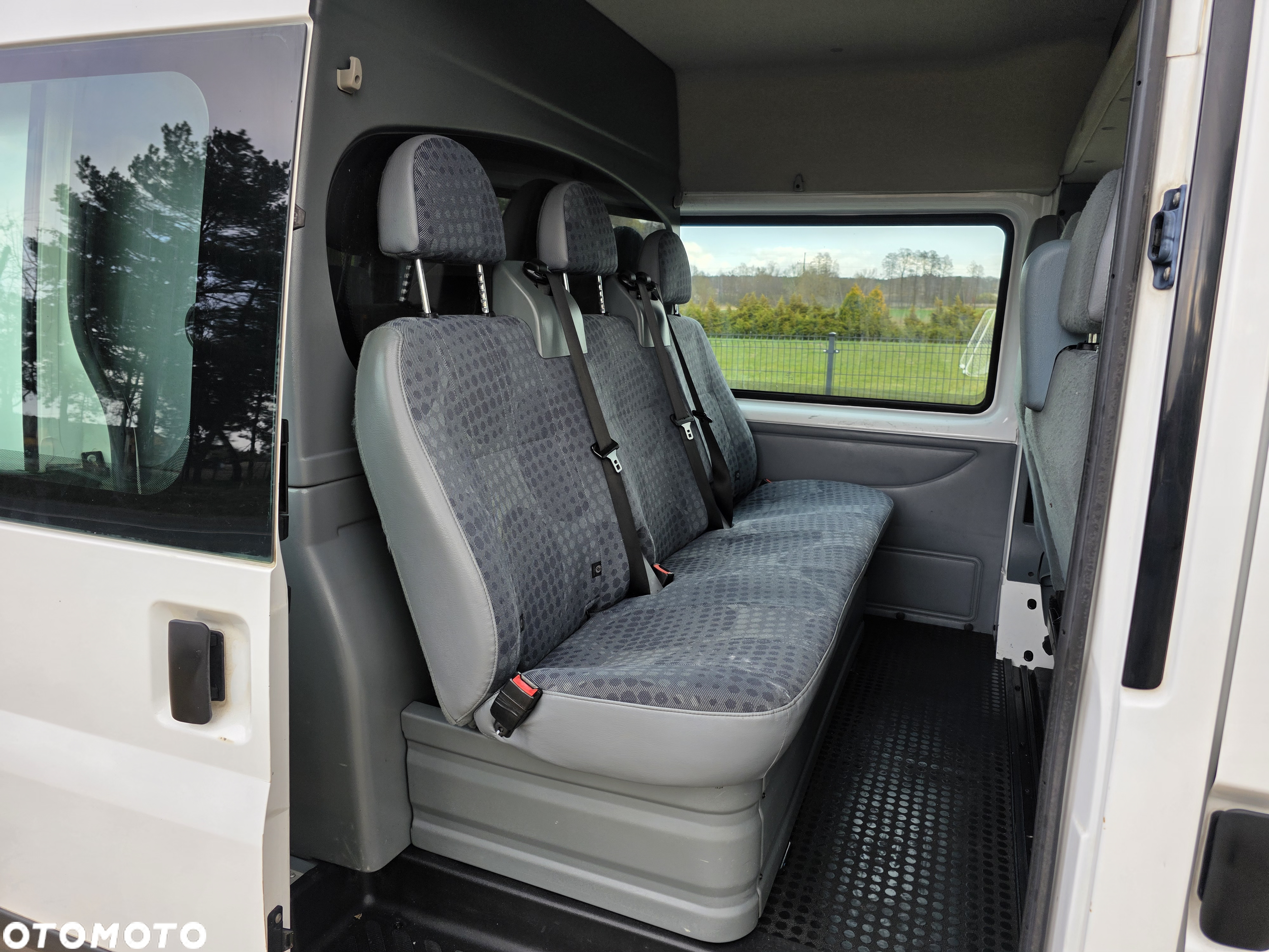 Ford Transit - 13