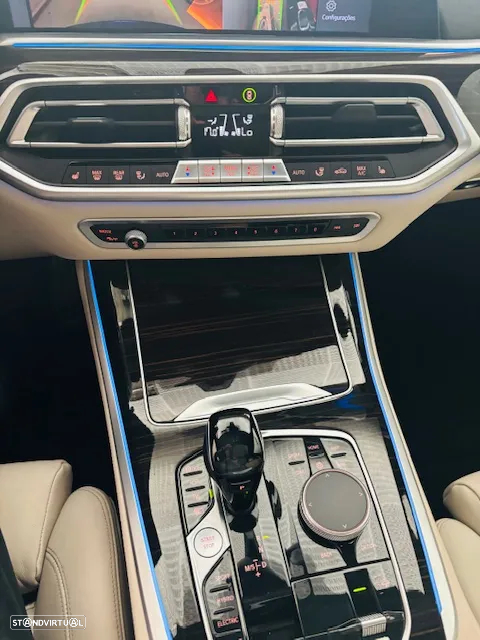 BMW X5 45 e xDrive Pack M - 11