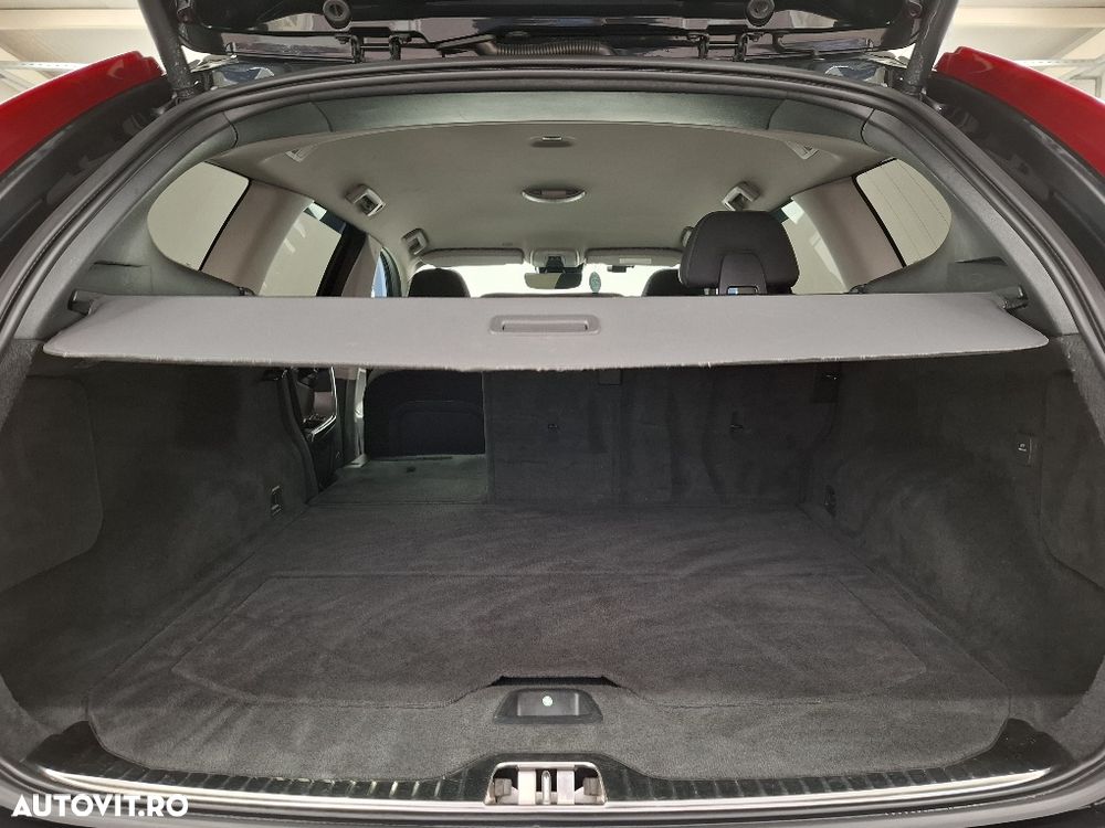 Volvo XC 60 D4 VEA Start-Stop Momentum - 5