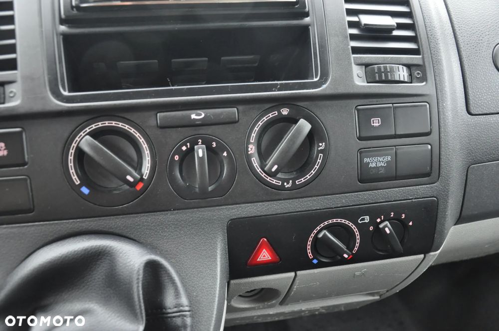 Volkswagen Transporter - 10