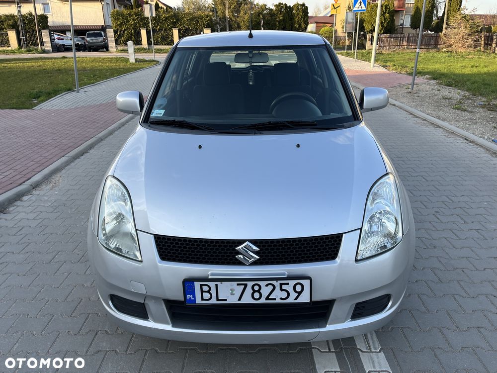 Suzuki Swift - 2