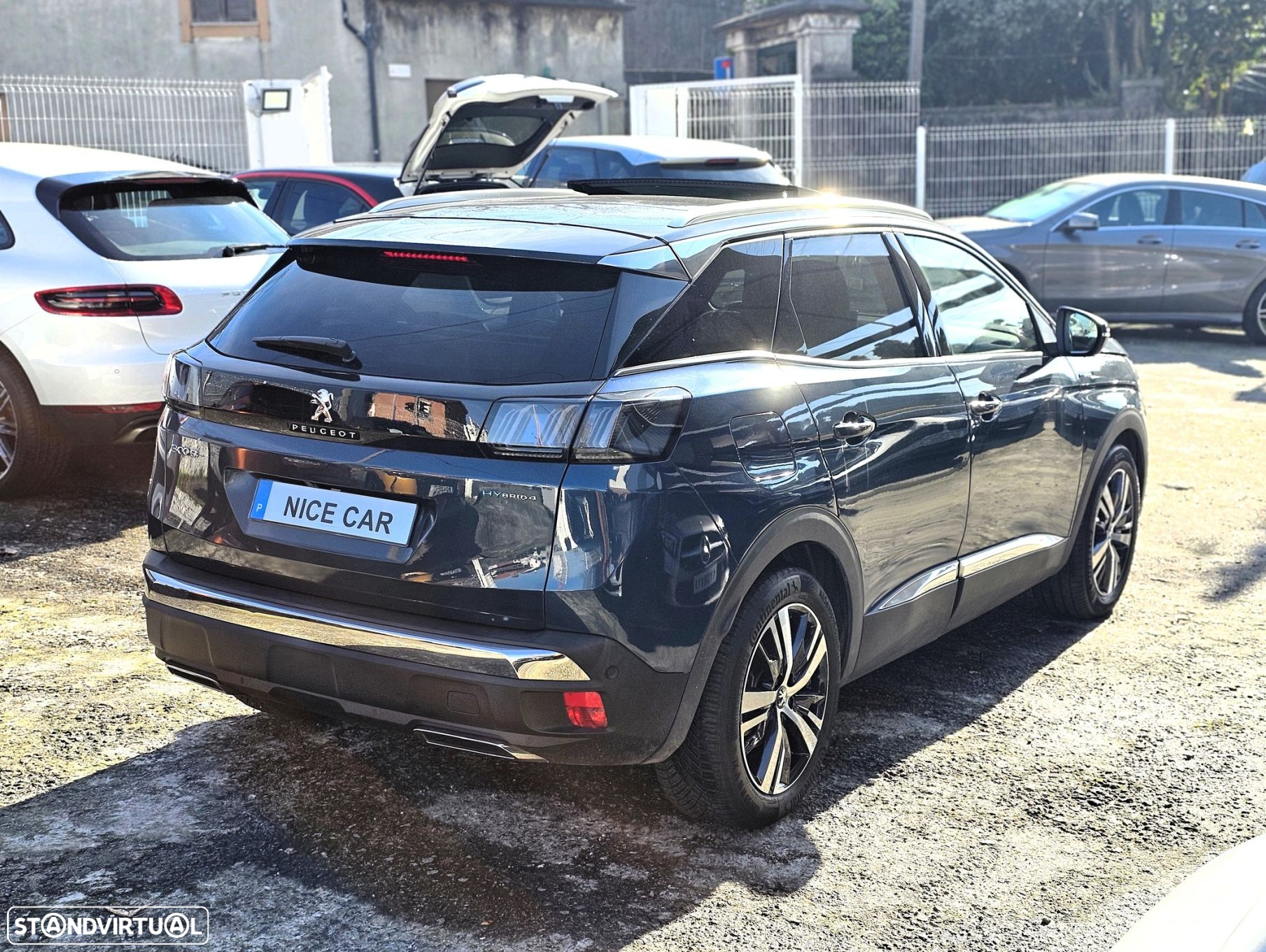 Peugeot 3008 1.6 Hybrid4 GT e-EAT8 - 3