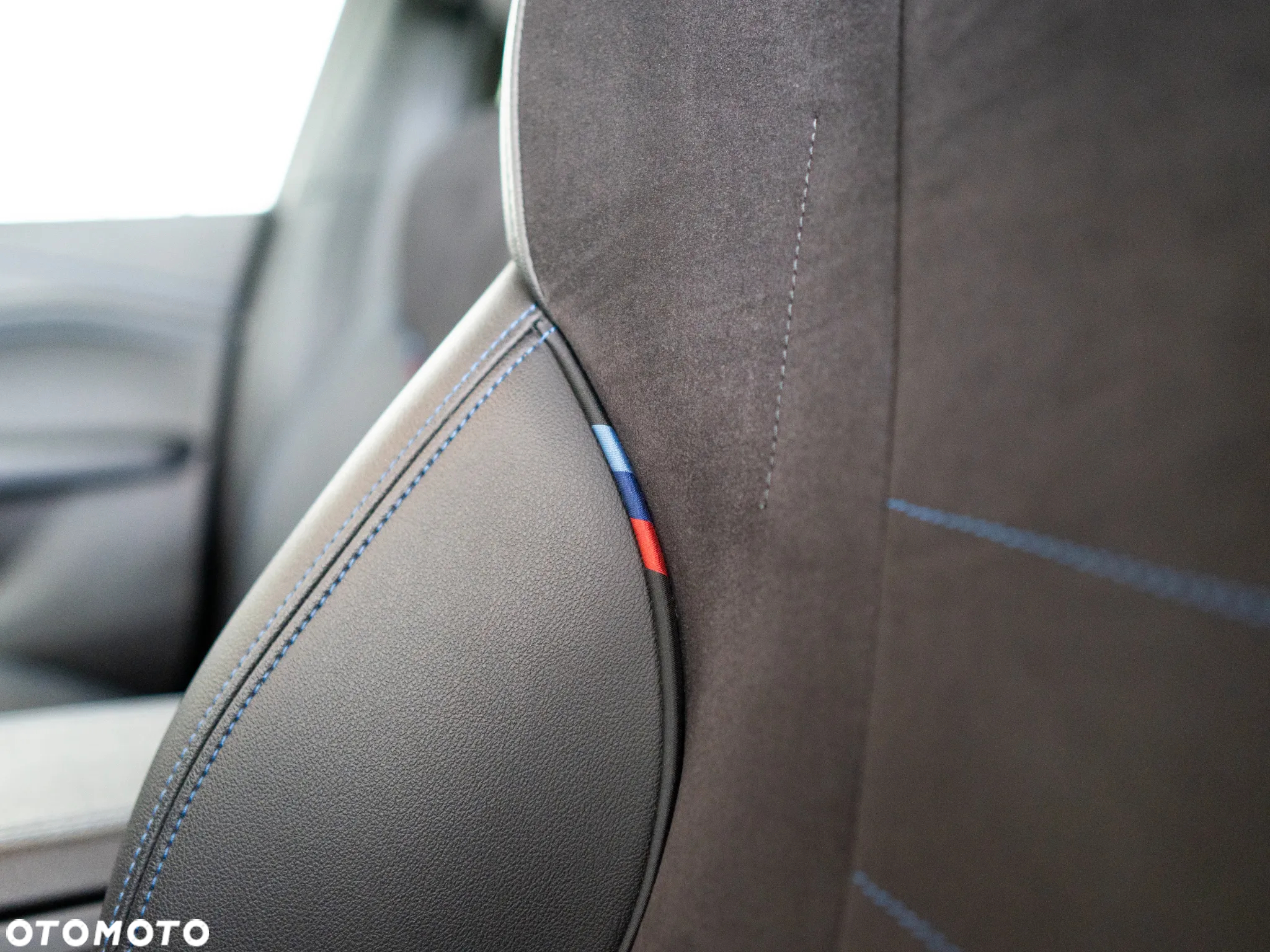 BMW Seria 2 218i - 36